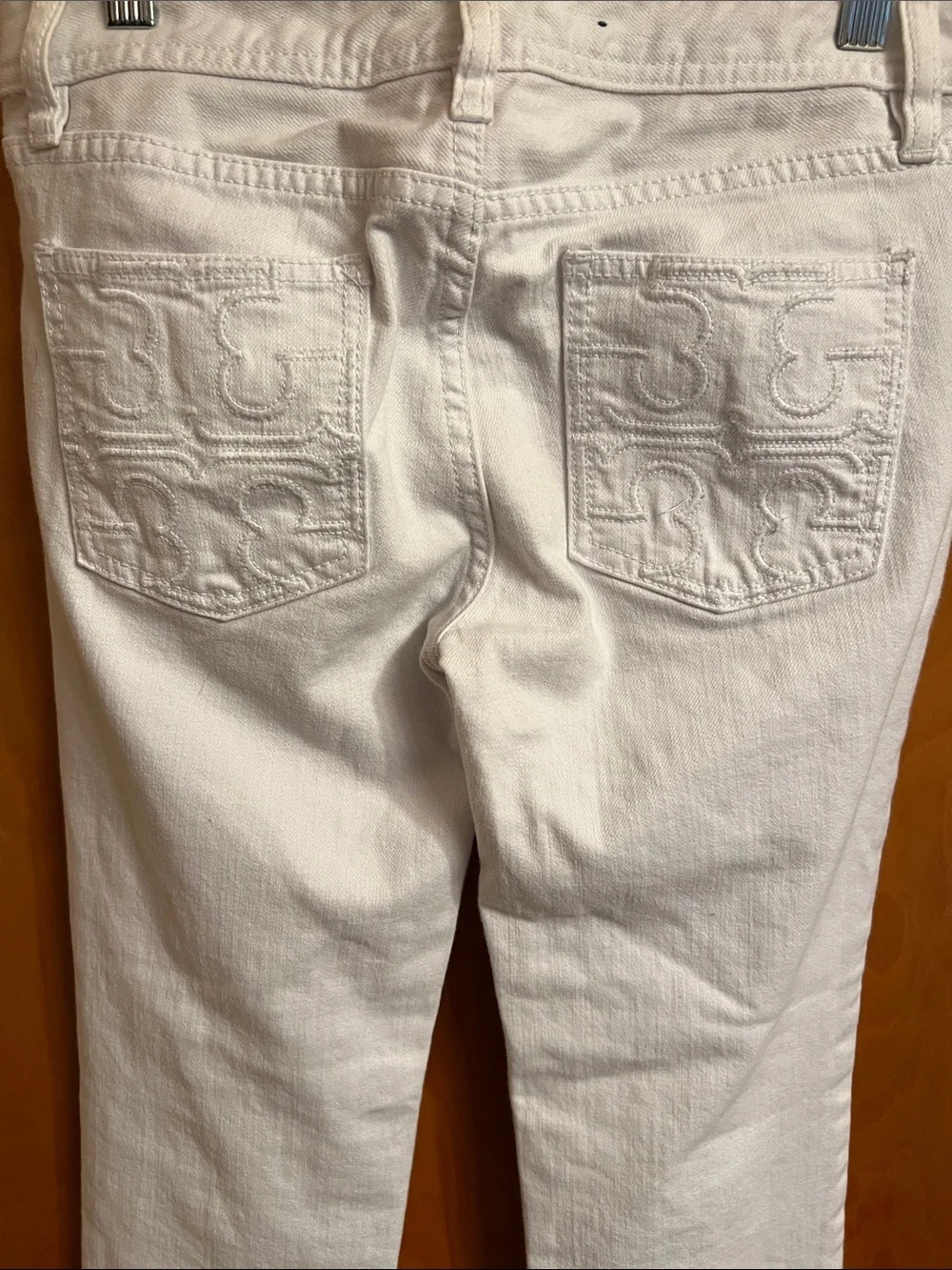 Pre-Owned White Tory Burch Women’s Jeans - Classic Tory Boot Waist 25